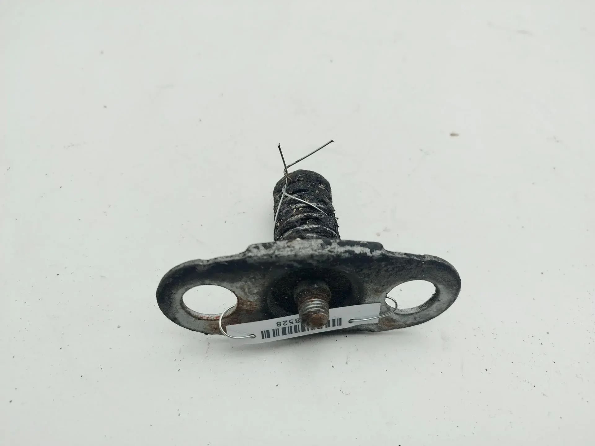 Замок капота 8229807