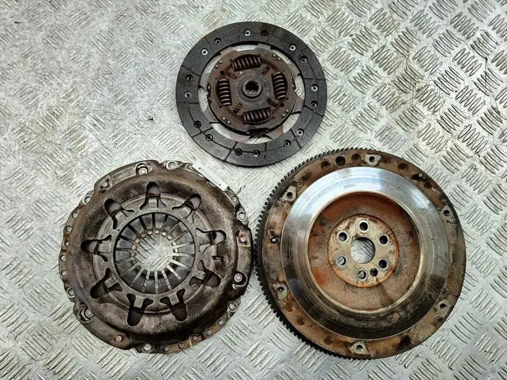 Маховик 98MM6375CA