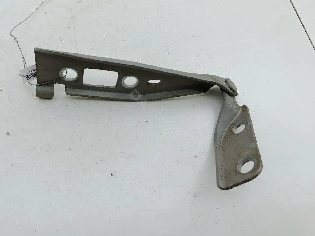 Петля капота 2S6116801AE