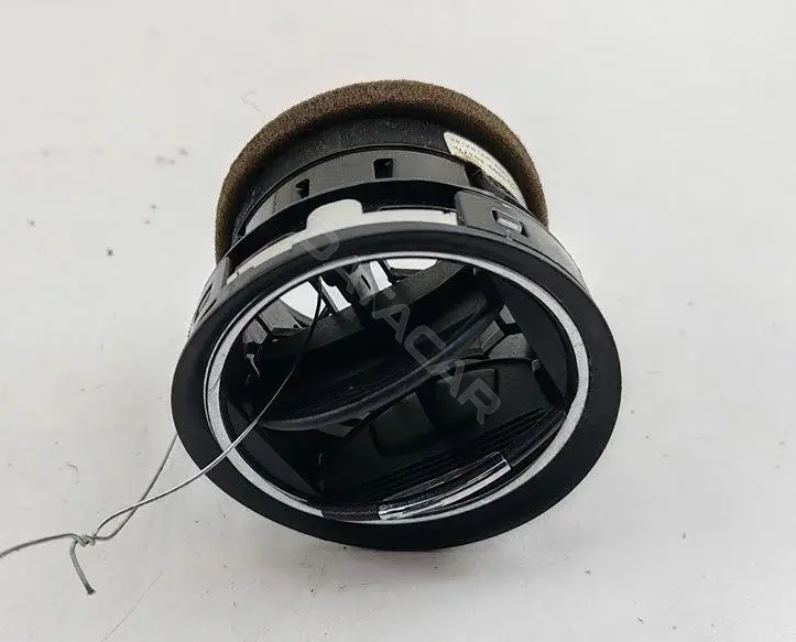 Дефлектор обдува салона 6M21U018B09AD3YYW