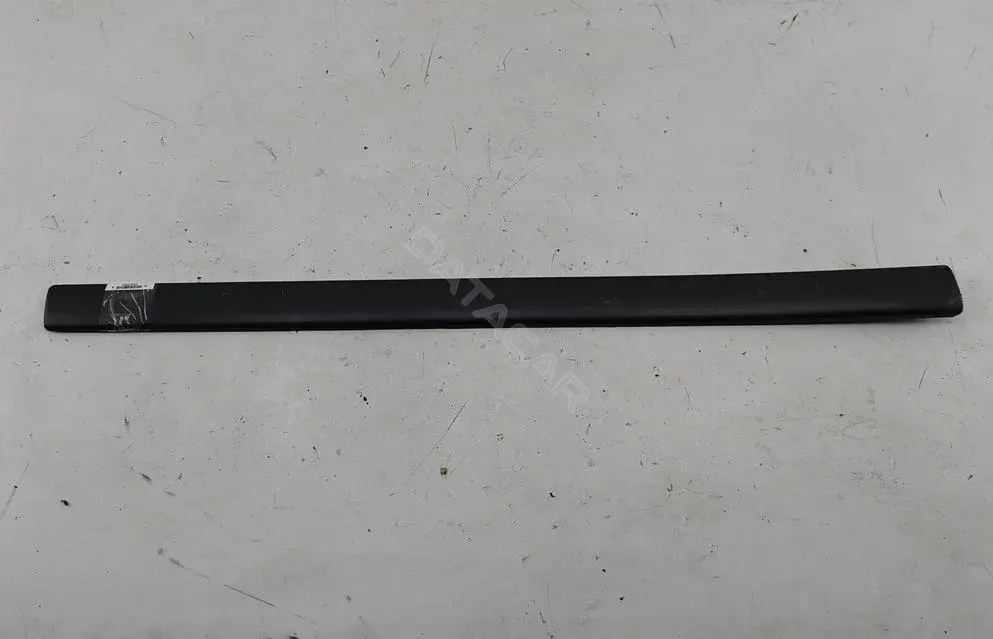 Молдинг двери 7M3853505