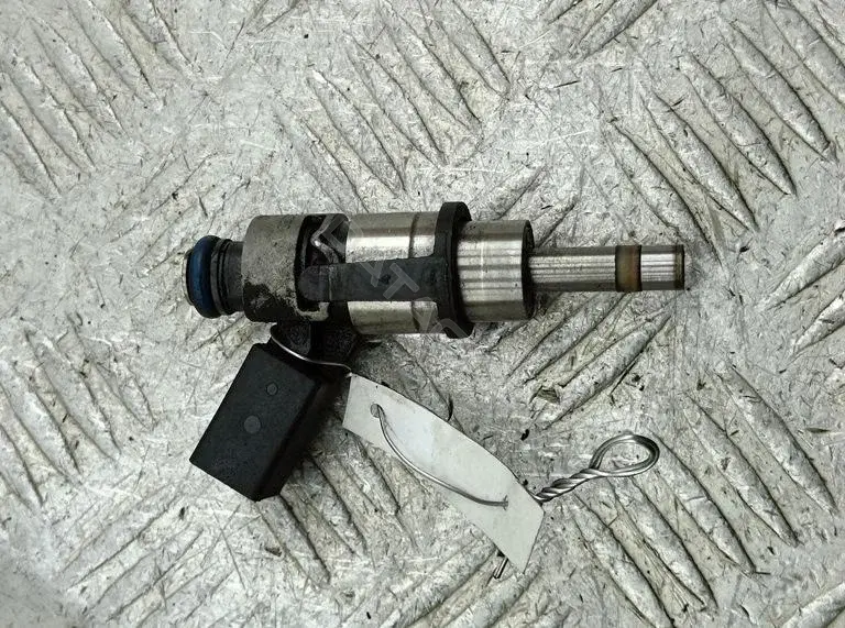 Форсунки 0261500014, 06F906036