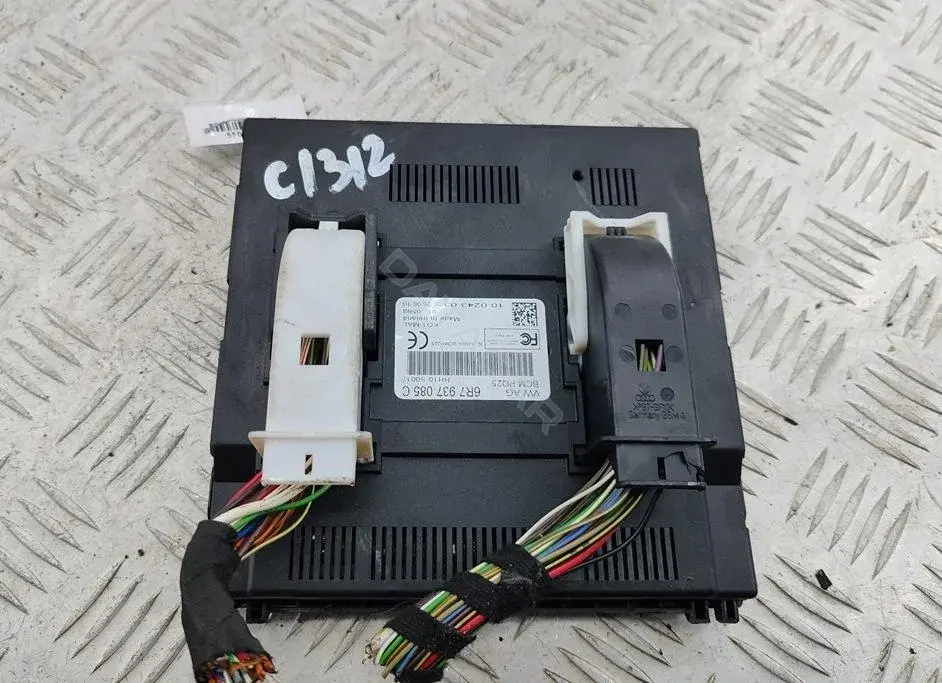 Блок комфорта 6R7937085C