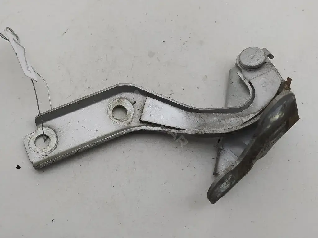 Петля капота 5Z0823302G