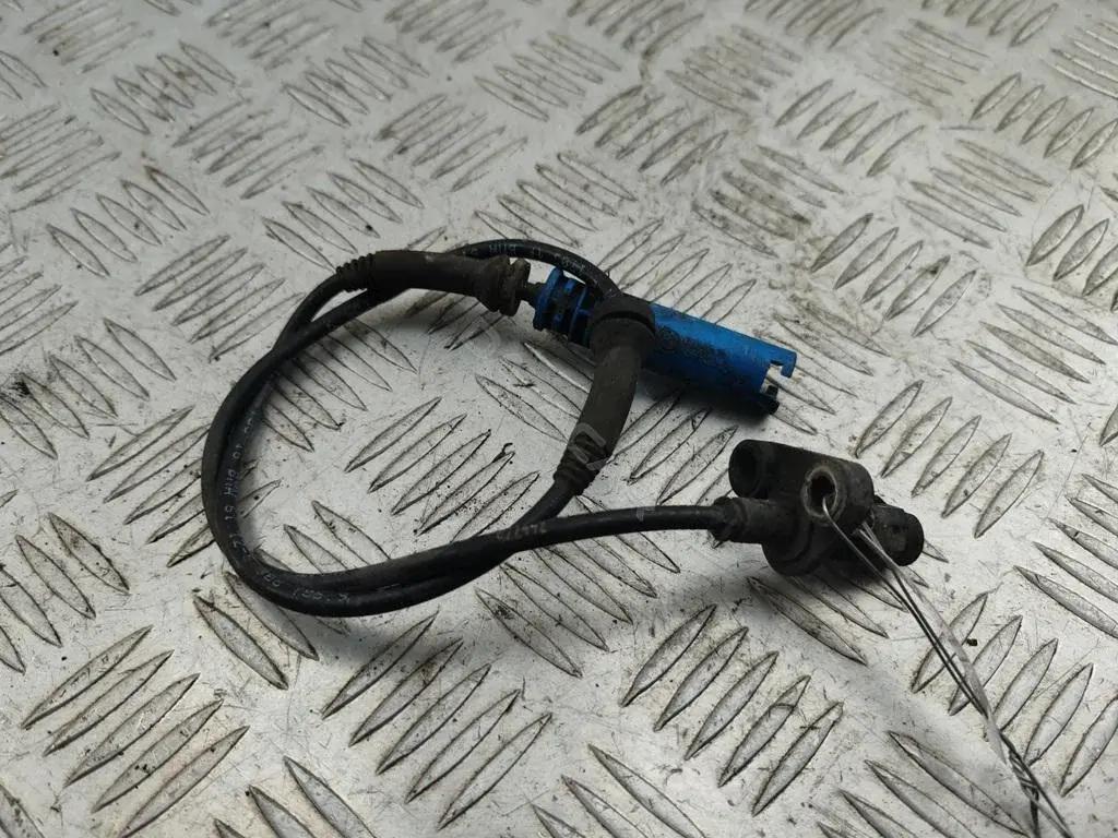 Датчик АБС 6908705