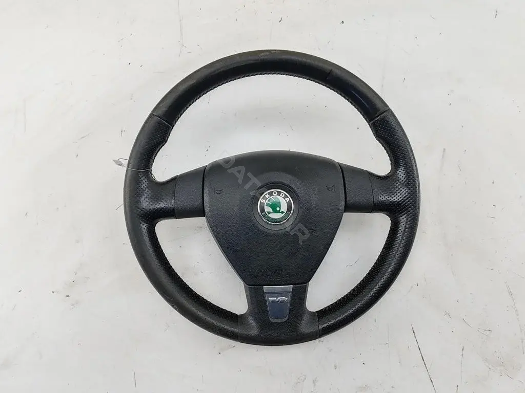 Руль 54703340