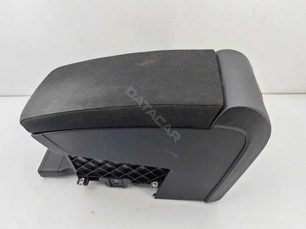 Подлокотник 3C0863319AD