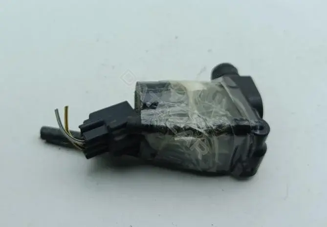 Насос омывателя 1S7117K324FE