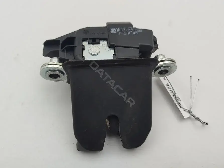 Замок крышки багажника 5J0827501B