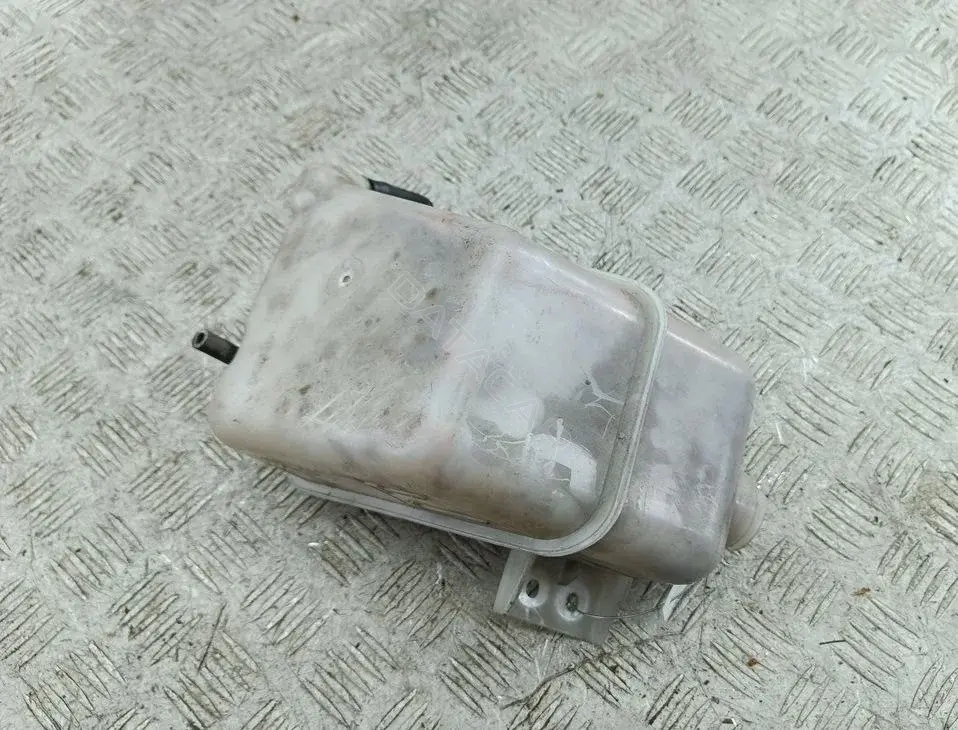 Расширительный бачок 25430-4D400