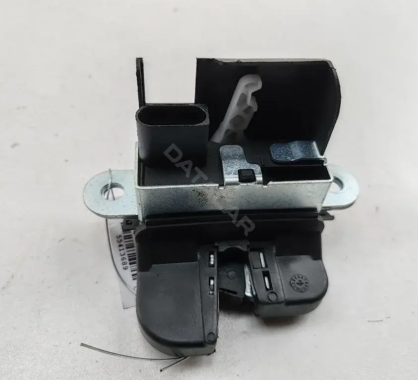 Замок крышки багажника 55413689