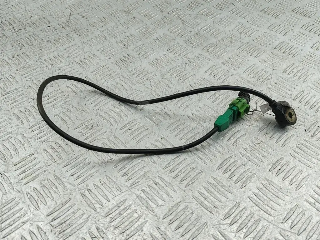 Датчик детонации 07D905377