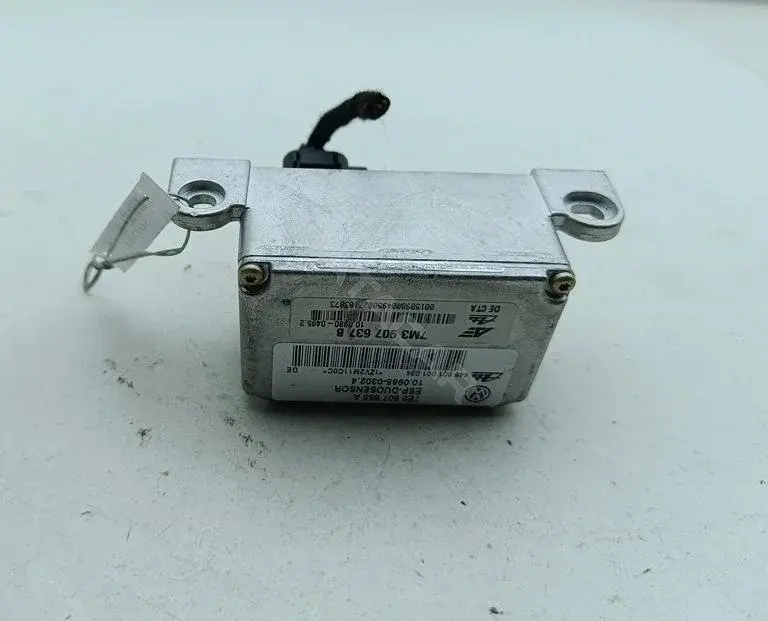 Датчик ускорения 7M3907637B