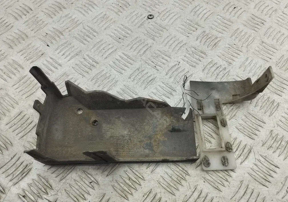 Заглушка порога 9185656