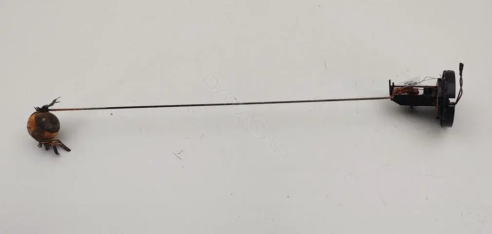 Датчик уровня топлива 893919051K