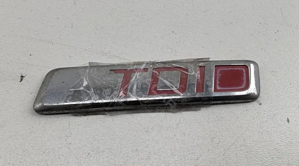 Эмблема 55024849