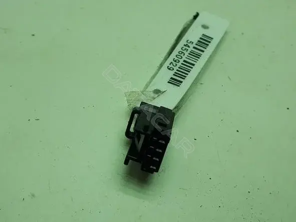 Разъем (фишка) проводки 4d0972623