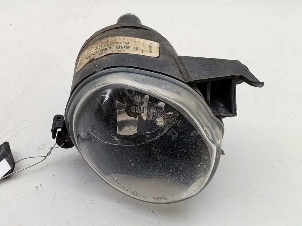 Противотуманные фары 4D0941699B
