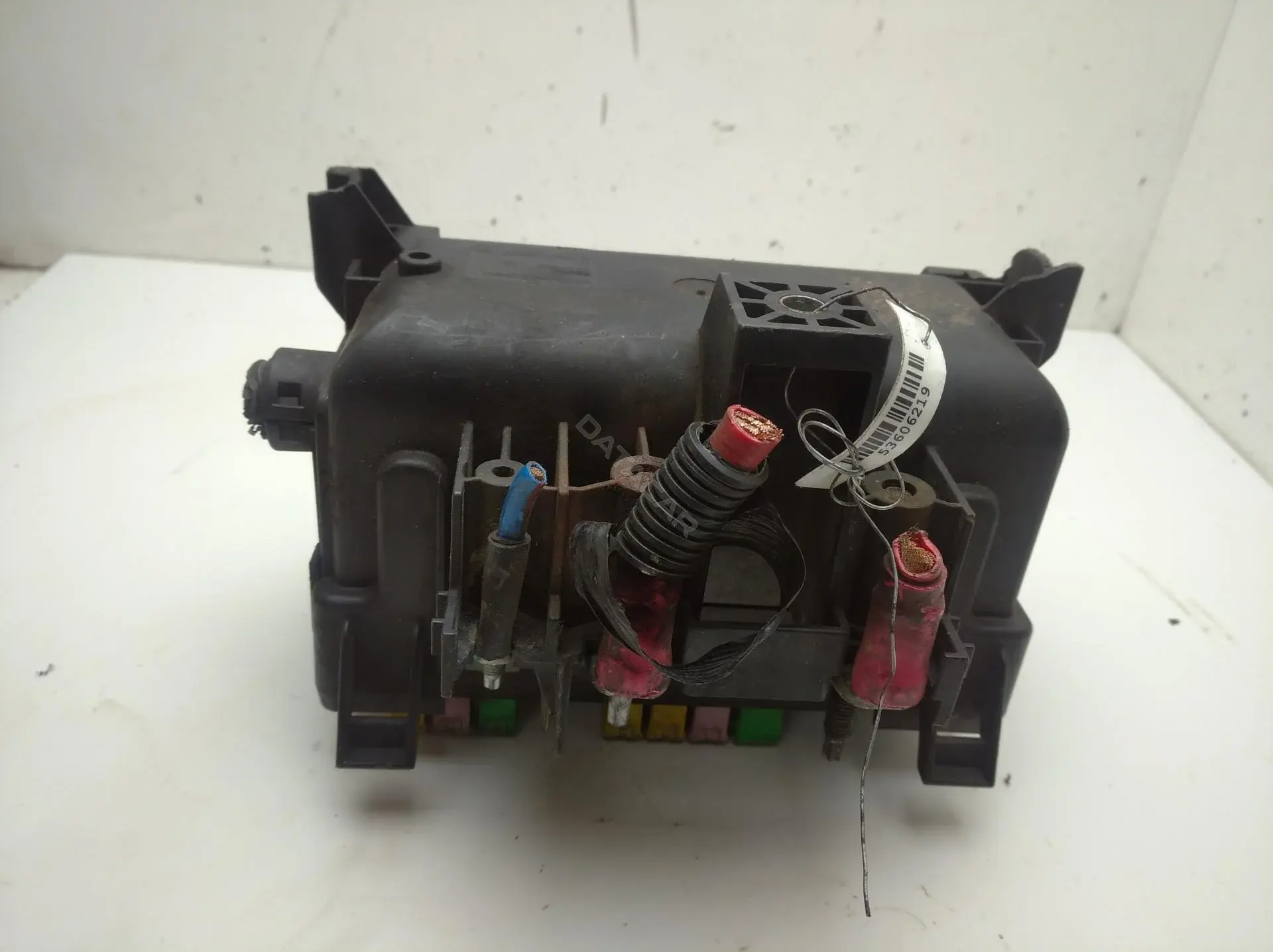 Блок предохранителей 6C1T14A067A
