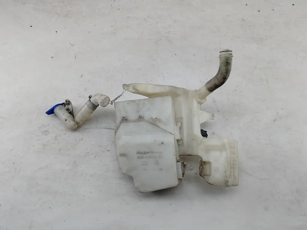 Бачок омывателя 6M2117B613