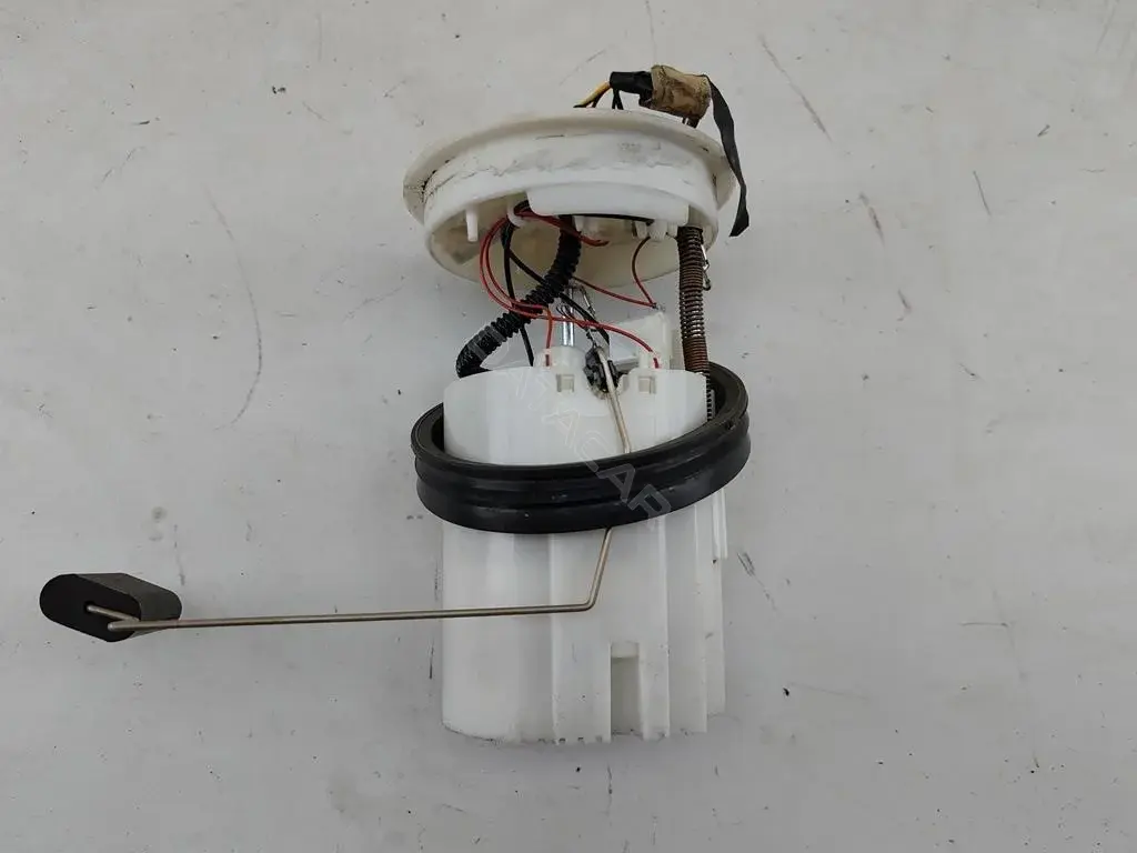 Топливный насос AV619H307AC