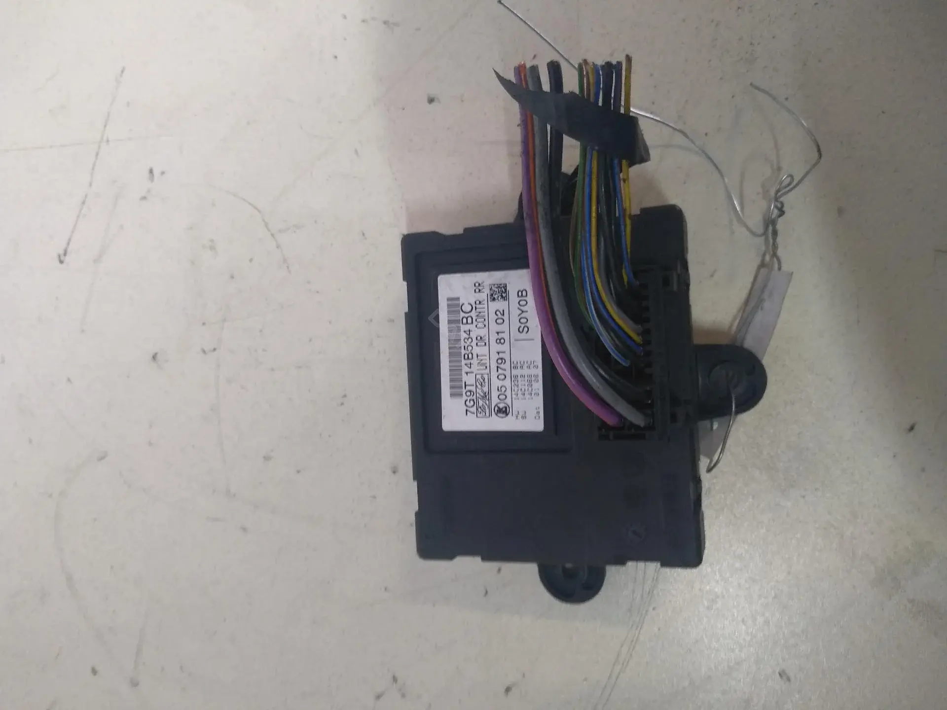 Блок управления двери 7G9T14B534BC