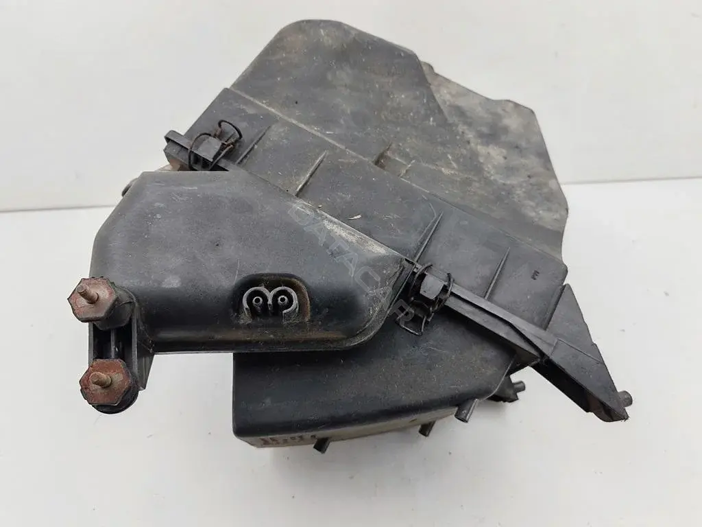 Корпус воздушного фильтра 4A0129607J