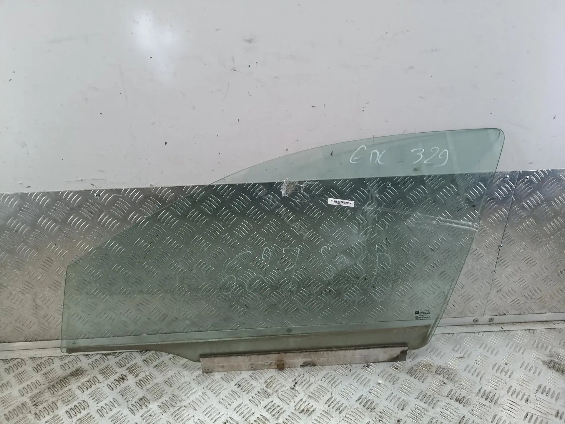 Стекло двери 55007329