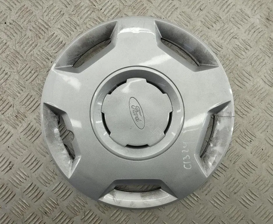 Колпаки на колеса 2S611130AA
