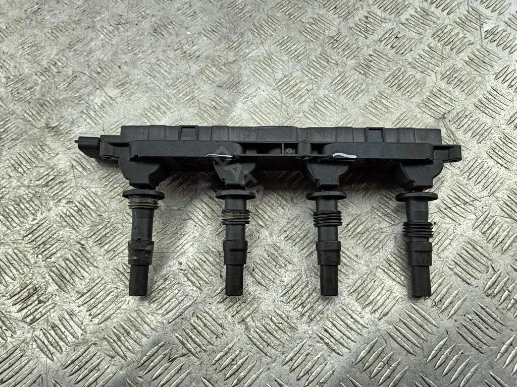 Катушка зажигания 90536194