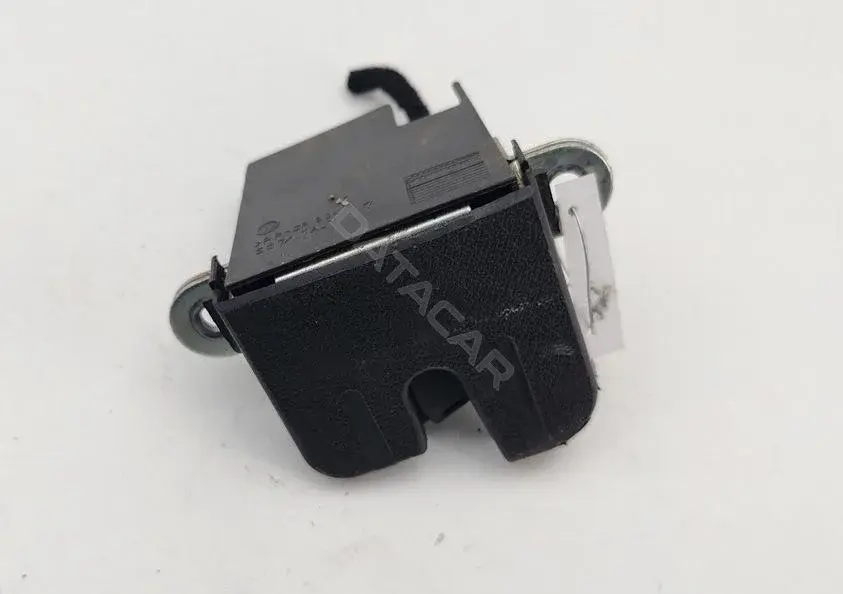 Замок крышки багажника 1T0827505