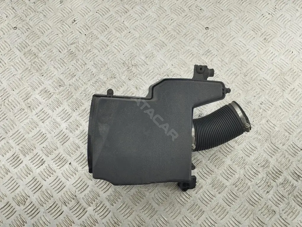 Корпус воздушного фильтра 7M519600AF
