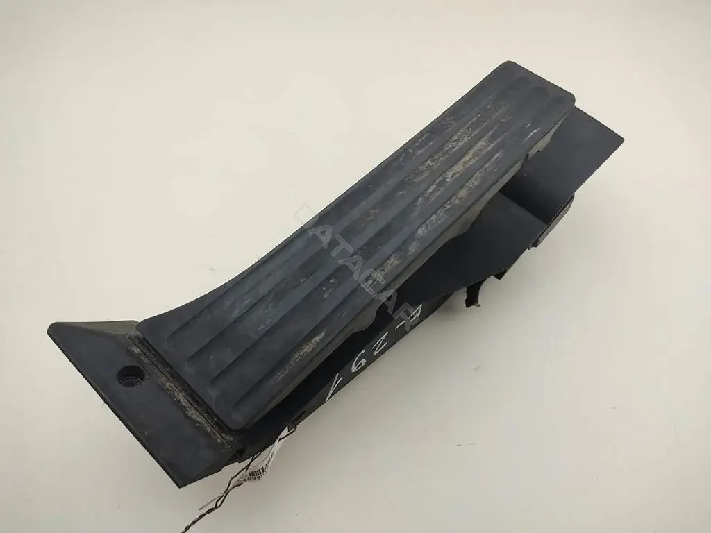 Педаль газа 6772645