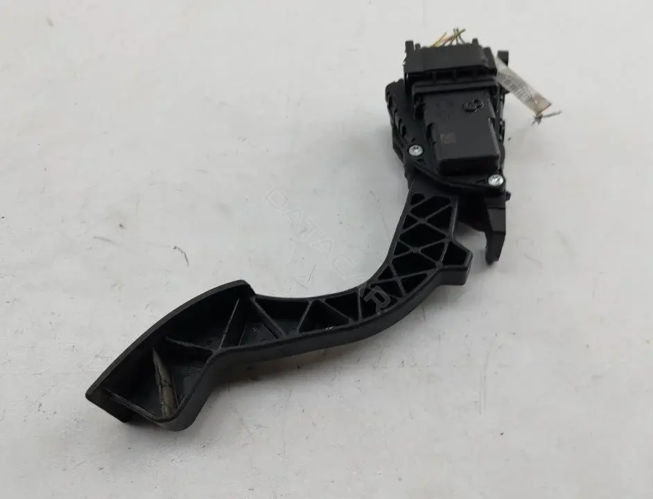 Педаль газа 4M519F836AH