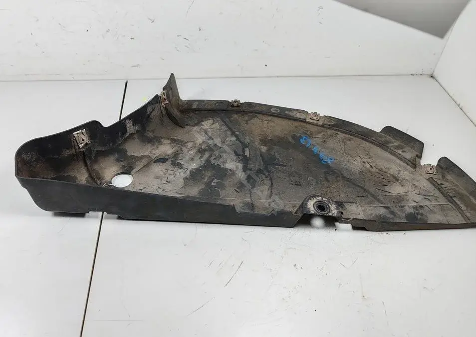 Защита днища кузова 7258048
