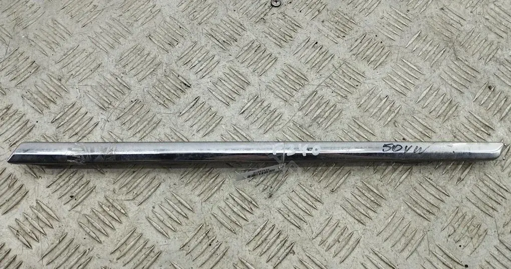 Накладка бампера 3C9807460A