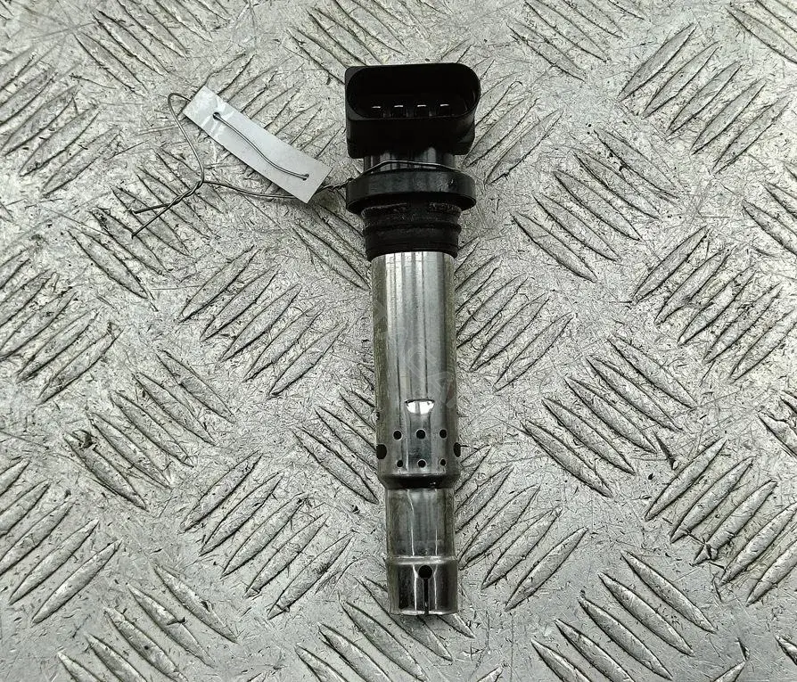 Катушка зажигания 036905715H