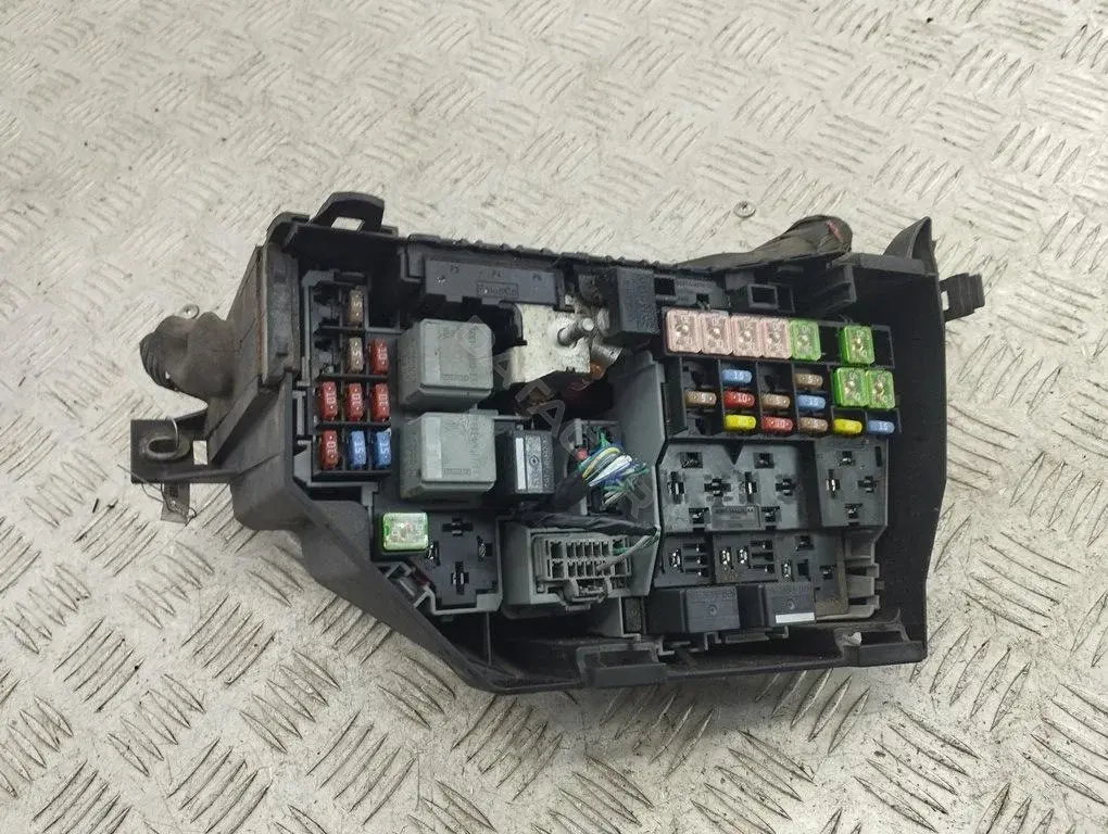 Блок предохранителей 6G9T14A067AB
