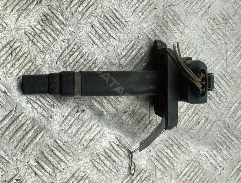 Катушка зажигания 06B905115E