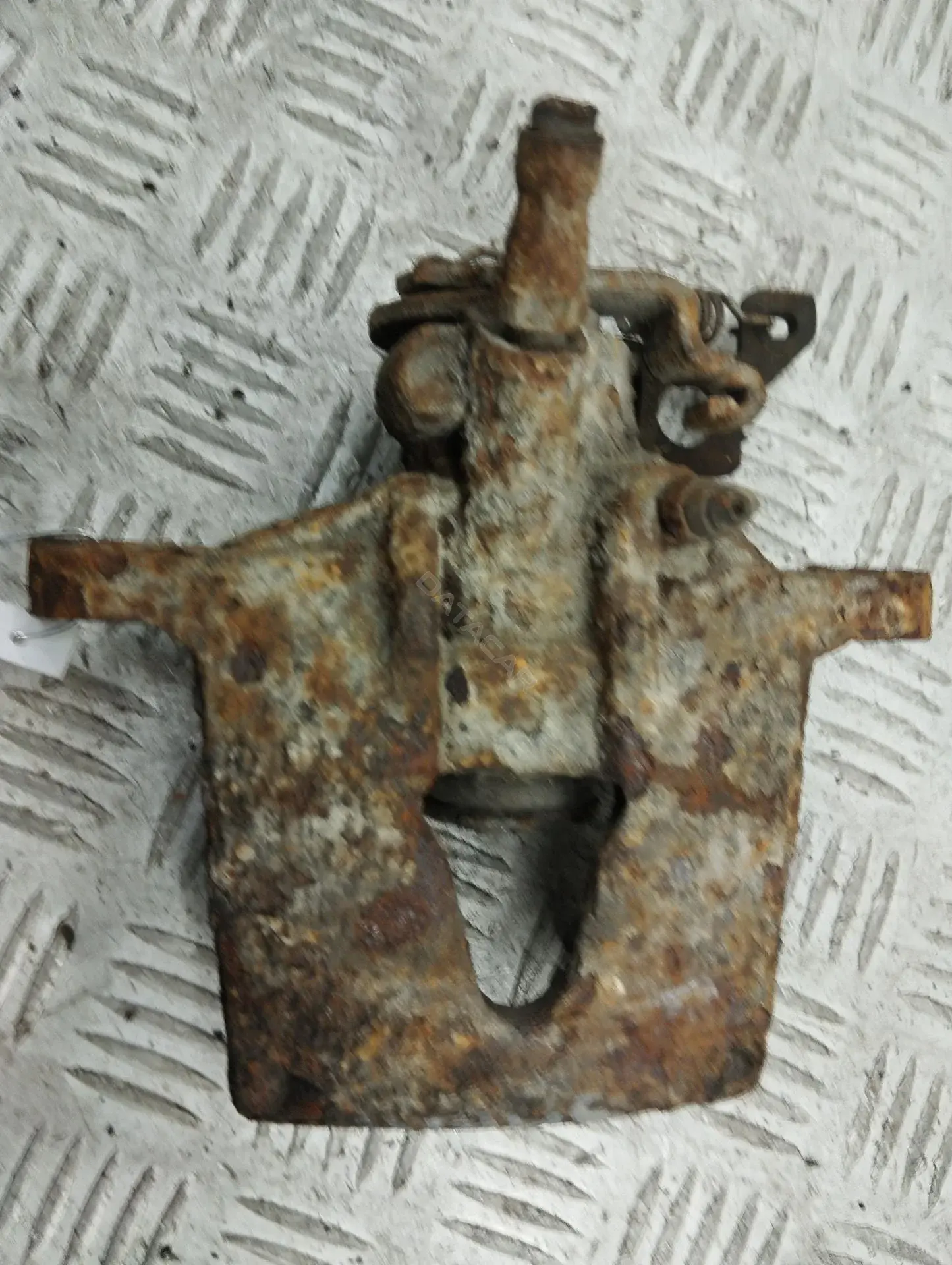 Суппорт тормозной 5A968