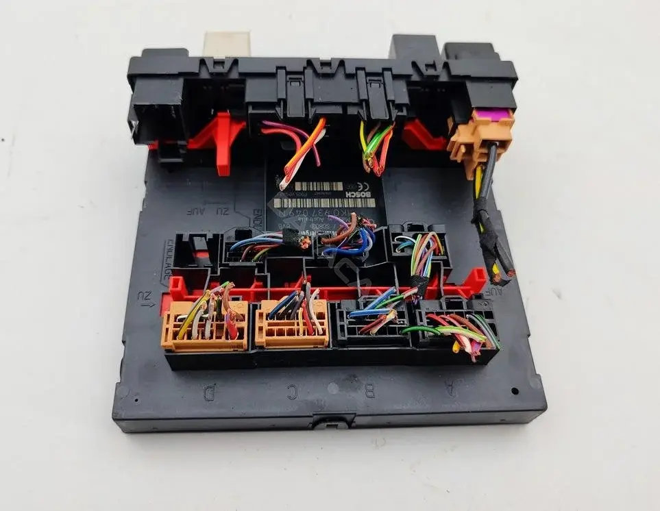 Блок управления BCM 1K0937049N
