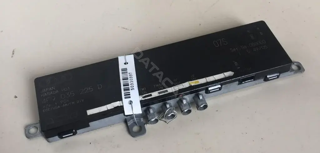 Усилитель антенны 4F9035225D