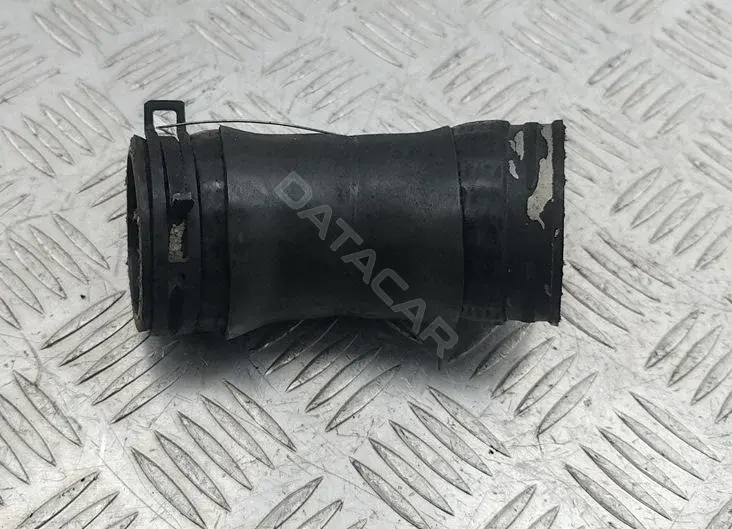Патрубок интеркулера 7M0145834A