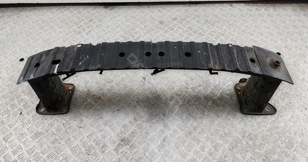 Усилитель бампера 8V41S1049AA