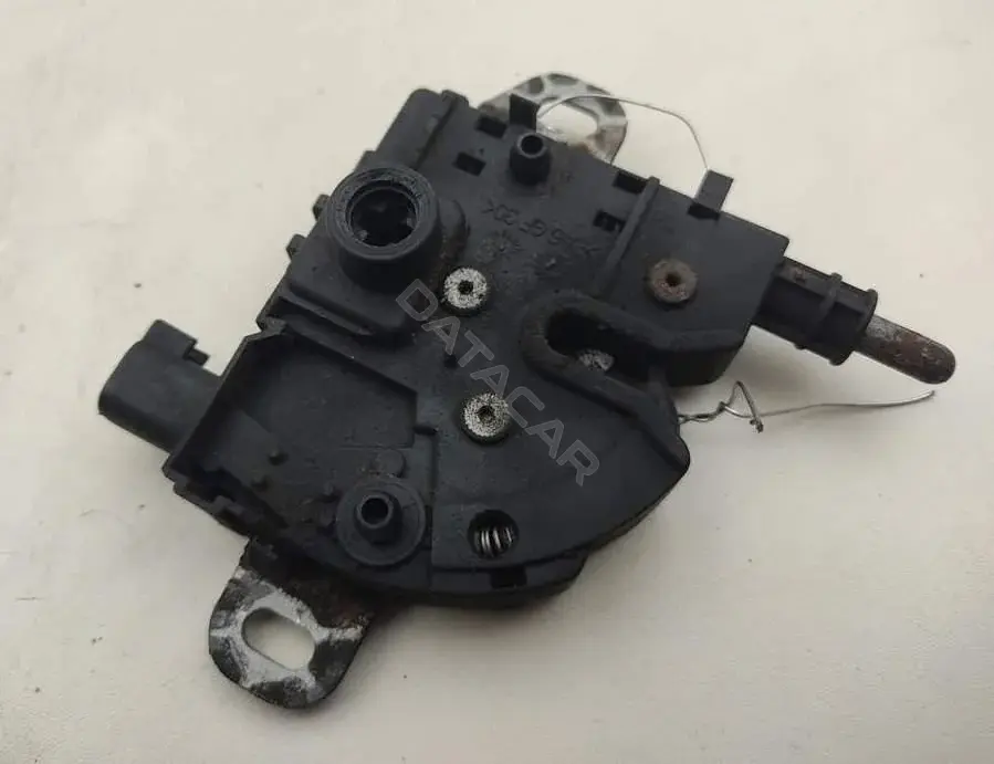 Замок капота 3M5116700AB