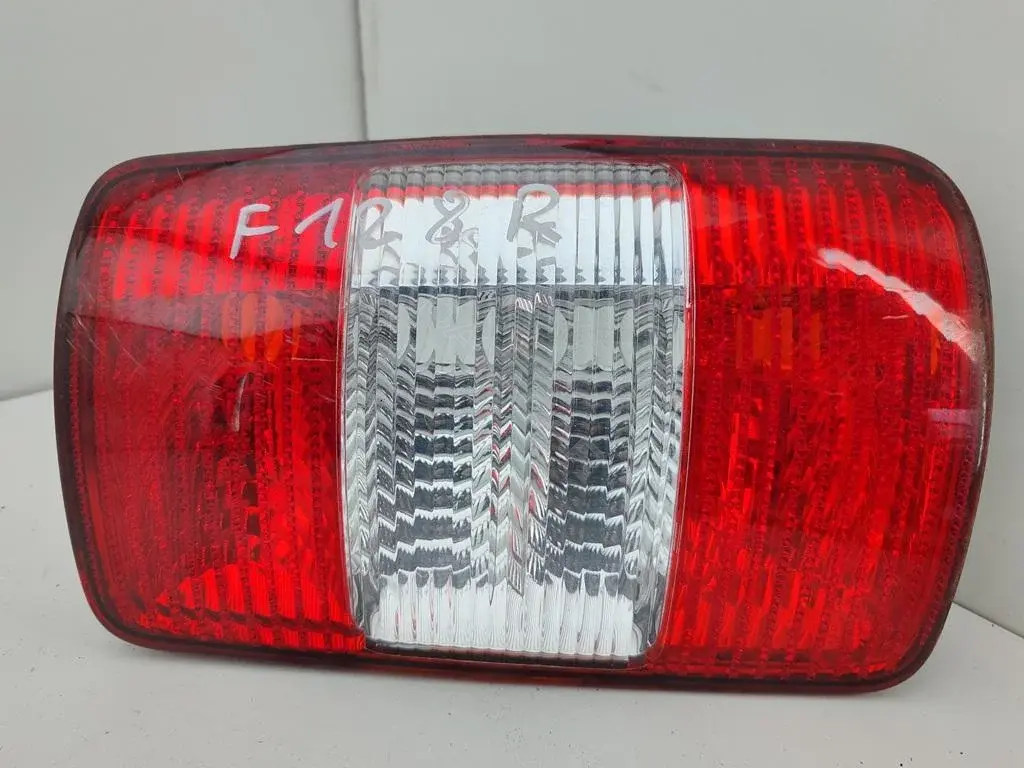 Задние фонари 084411965RB