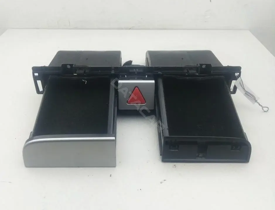 Бардачок 3C0858407