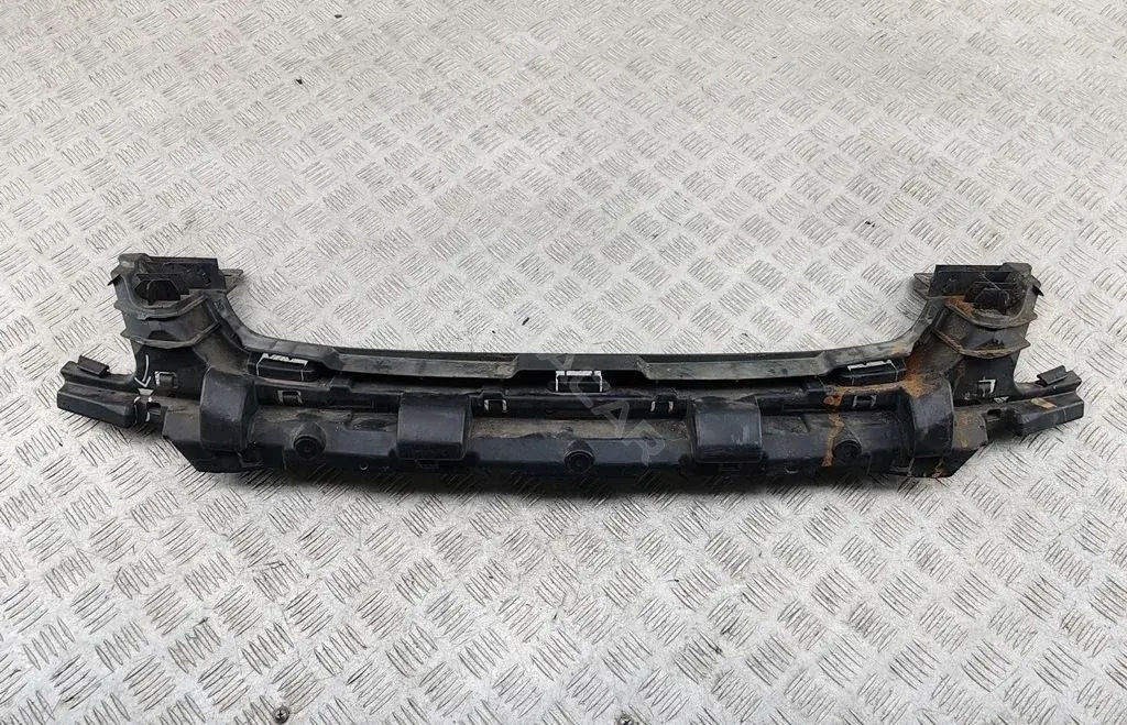 Усилитель бампера 8M5117E778