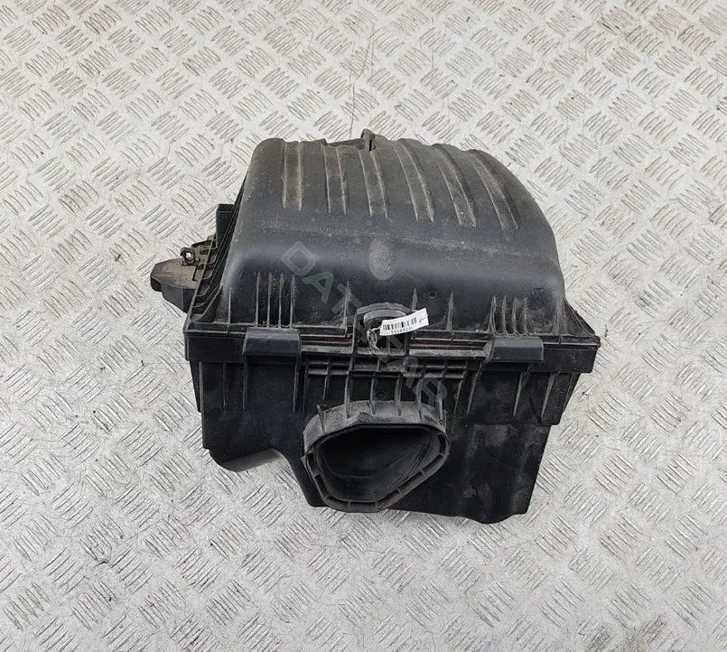Корпус воздушного фильтра 2VAU9600CA