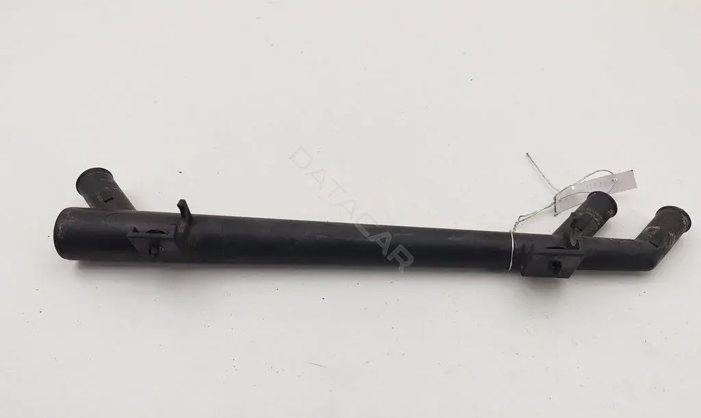 Патрубки системы охлаждения 98AB8274BE